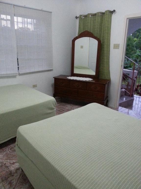 Polish Princess Guest House Port Antonio Ngoại thất bức ảnh