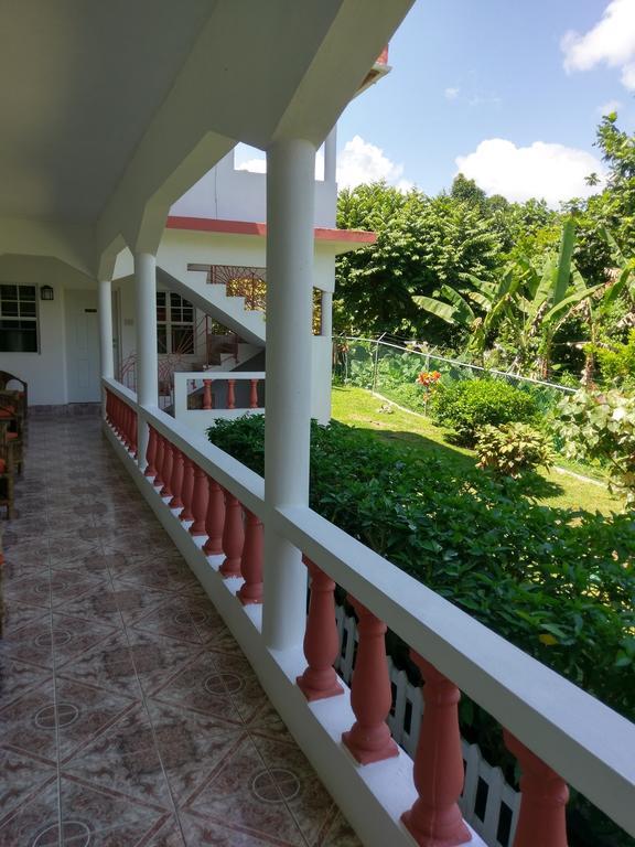 Polish Princess Guest House Port Antonio Ngoại thất bức ảnh