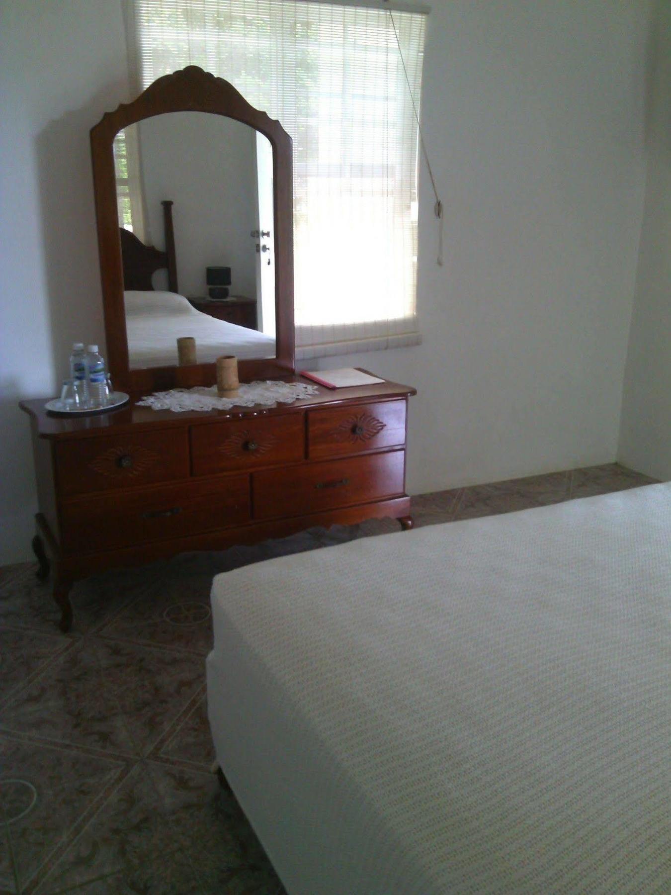 Polish Princess Guest House Port Antonio Ngoại thất bức ảnh